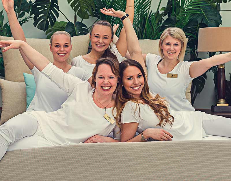 Vår personal på Falkenberg Strandbad ser till att din vistelse blir förstklassig