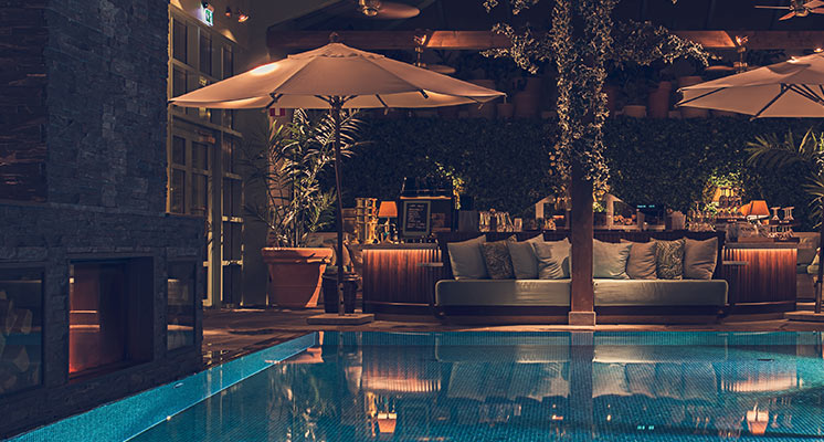 slide-julshow-retreat