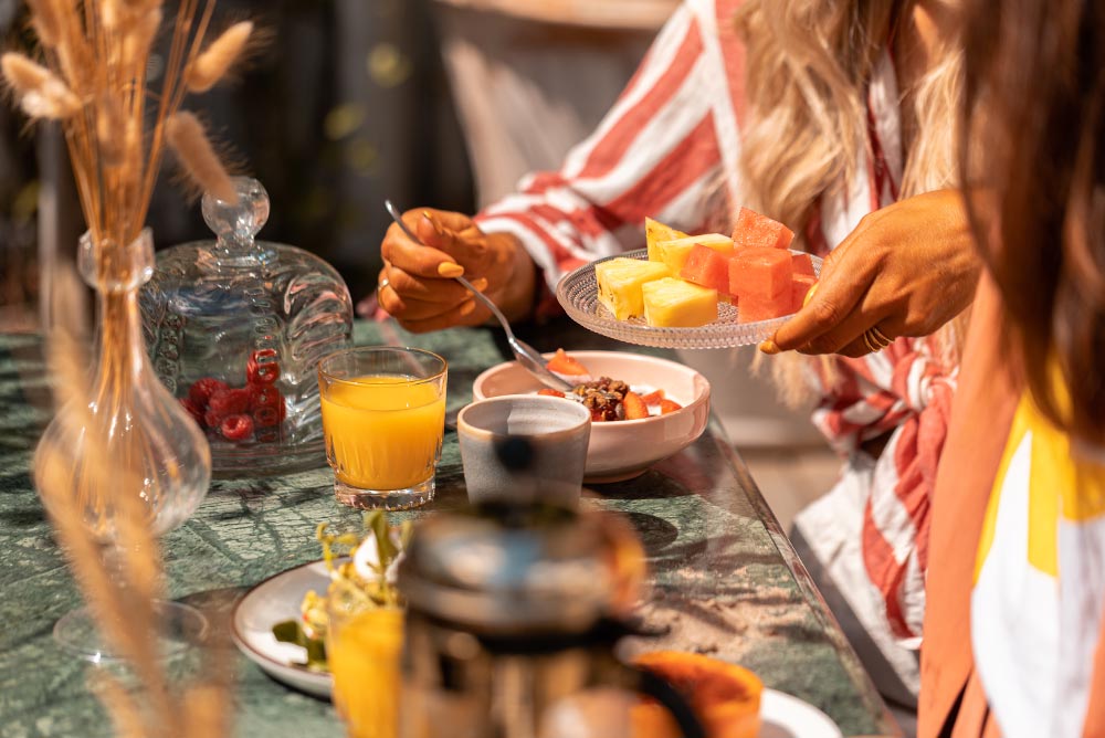 Härlig frukostbuffé på Falkenberg Strandbad