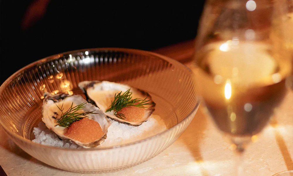 Skönt i poolen i vårt spa The Retreat Club på Falkenberg Strandbad